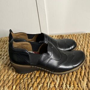 Romika  Black Leather‎ Slip-On Shoes size 40